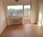 Gepflegte 3-Zimmer-Wohnung in Herne City:|WBS| - Wohnzimmer mit Balkon.300.225