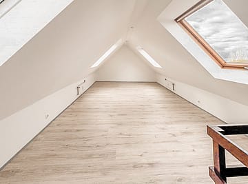 Zentrale Dachgeschosswohnung in Essen City – nur wenige Minuten zur Innenstadt - Schlafzimmer