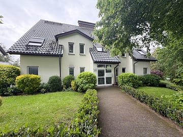 Ankommen. Wohlfühlen. Ein Zuhause zum Leben, Entspannen und Großwerden. - Hausansicht