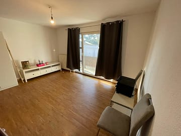 Charmantes Appartement mit Balkon und Stellplatz in Essen Frillendorf // Sofort verfügbar - Schlaf und Wohnraum