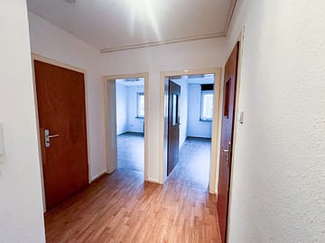 EG in Holsterhausen // bezugsfrei - Flur