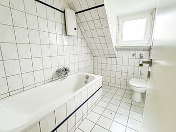 Dachgeschoss Idylle über den Dächern - Badezimmer