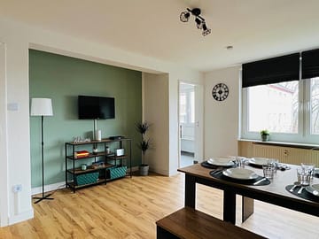 #VERKAUFT# ideale Kapitalanlage: saniert & hochwertig eingerichtete 2 Zimmer Wohnung mit EBK - komplett eingerichtet