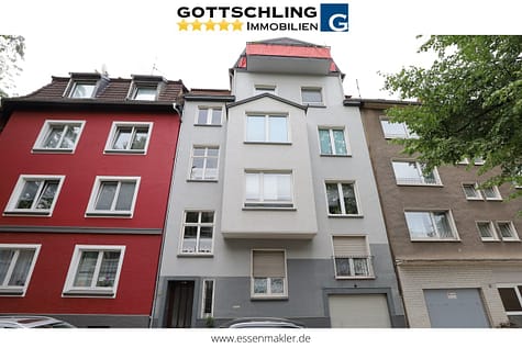 Helle DG-Wohnung mit 2 Balkonen und Einzelgarage in ruhiger, gesuchter Lage, 45145 Essen / Frohnhausen, Dachgeschosswohnung