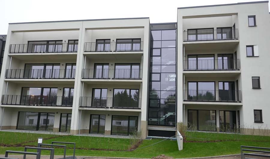 Neuwertig: RÜ-Bogen Essen-Rüttenscheid 3 R, KDB, Balkon, Tiefgarage - Hausansicht