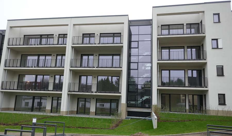 Neuwertig: RÜ-Bogen Essen-Rüttenscheid 3 R, KDB, Balkon, Tiefgarage - Hausansicht